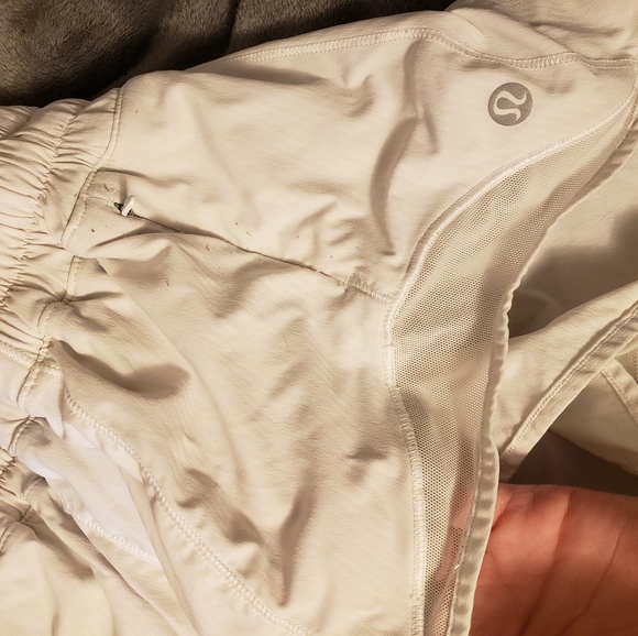 lulu🍋 shorts! - Picture 6 of 6